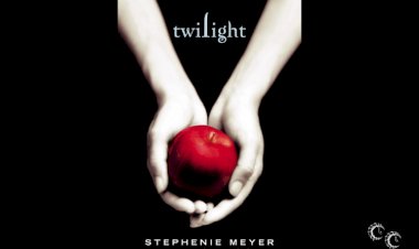 Twilight by Stephenie Meyer Review